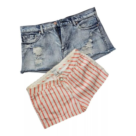 BUNDLE Of 2 Shorts Size 28/29 Forever 21 Booty Shorts Denim Distressed Stripes - Picture 1 of 8